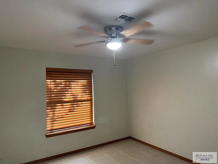 205 Lime Dr — Photo 6