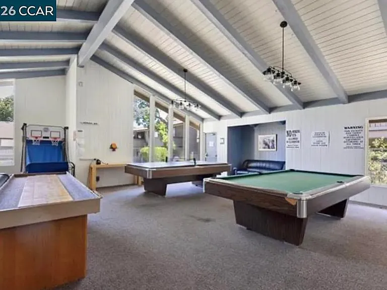 100 Kinross Dr #9 — Photo 12