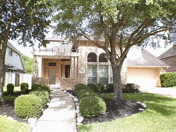 2nd image of 2808 Drywood Creek Dr