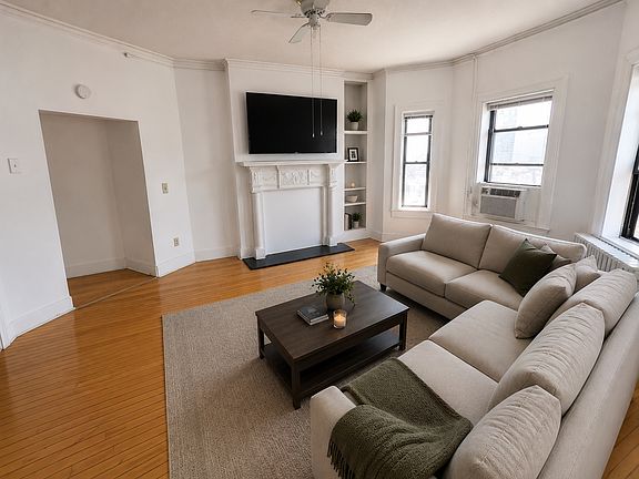 3rd image of 1304 Saint Paul St #82