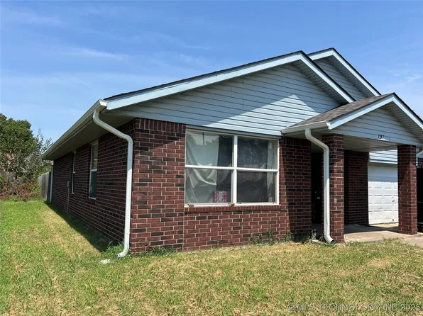 797 E 142nd Pl, Glenpool, OK 74033