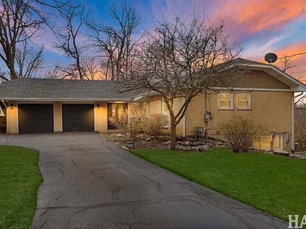 25661 W Blakely Pkwy, Wauconda, IL 60084