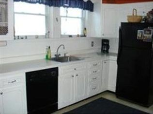 19 Nettleton Ave, Haverhill, MA 01830