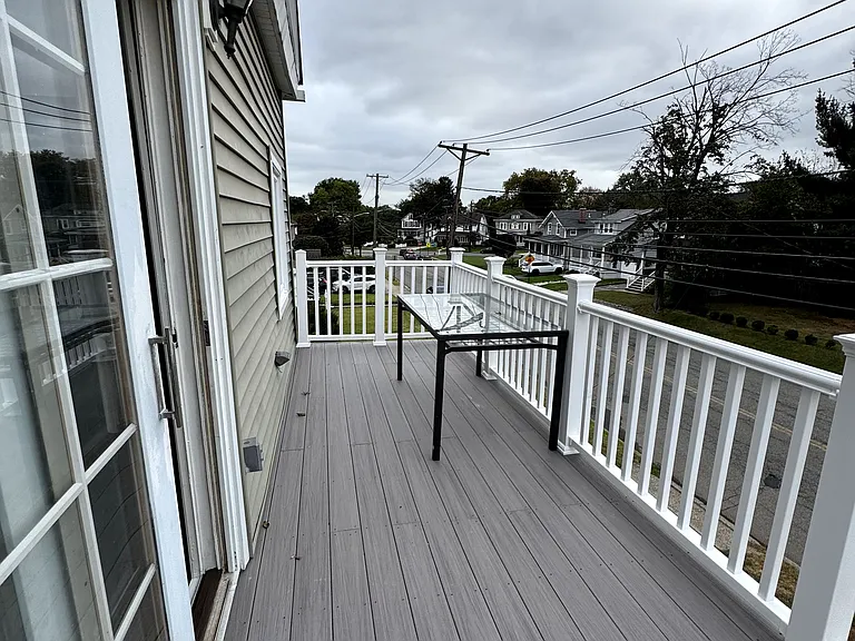 Freeman St — Photo 5