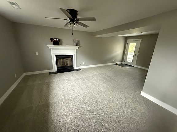 2nd image of 1606 Sunnyacres Rd