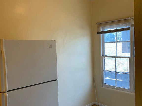 4th image of 726 Maine Ave APT 7