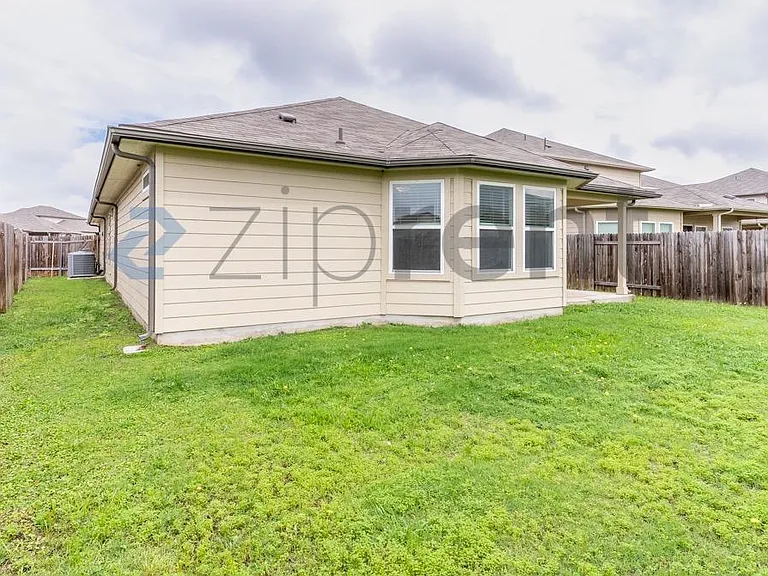 213 Ethan Run — Photo 20