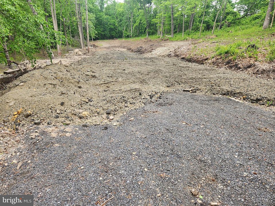 1st image of 1400 Farmington Rd E