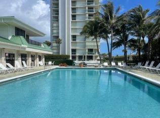 9940 Ocean Dr #104, Jensen Beach, FL 34957