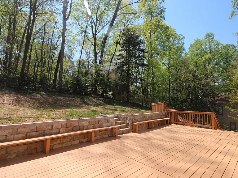 747 Bayliss Dr — Photo 15