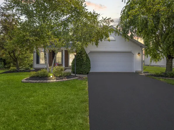 2155 Parklawn Dr, Lewis Center, OH 43035