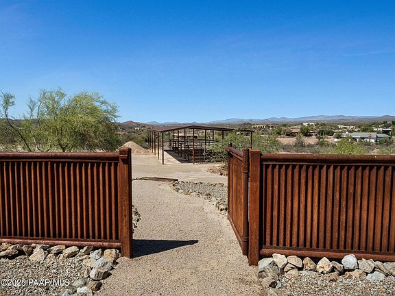 3rd image of 44635 N San Domingo Peak Trl
