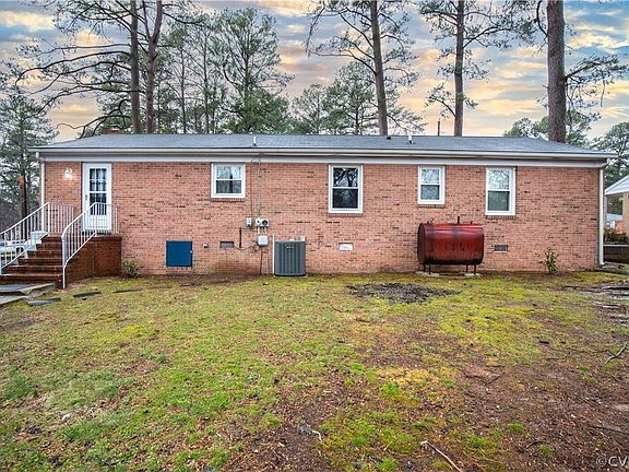4th image of 25031 Balsam Ln