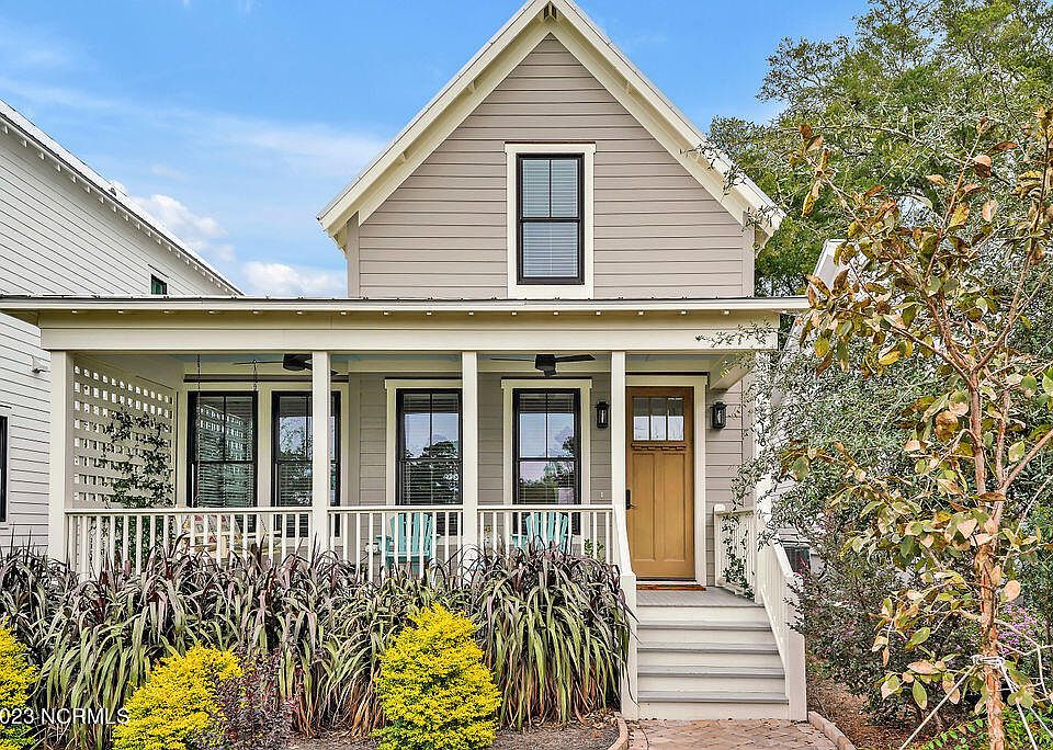1st image of 516 N Burrington Avenue