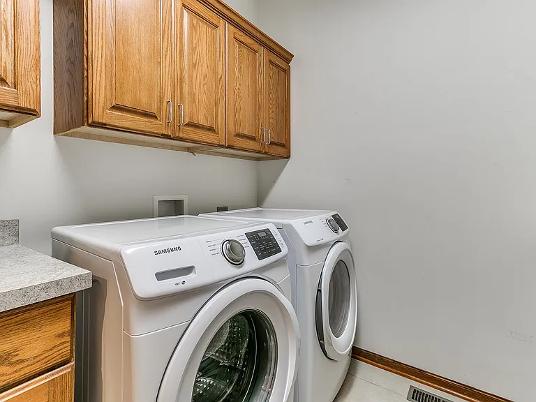 3120 Roxboro Dr — Photo 10
