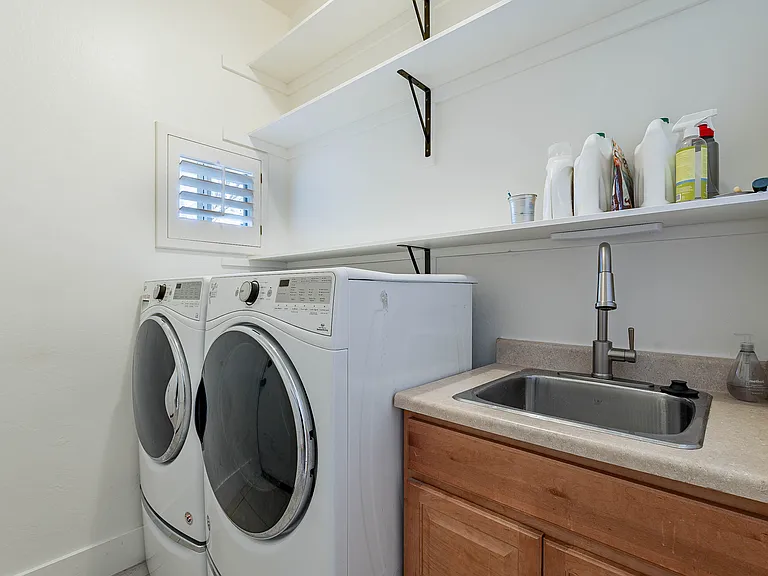 2956 S Birch Ct — Photo 34