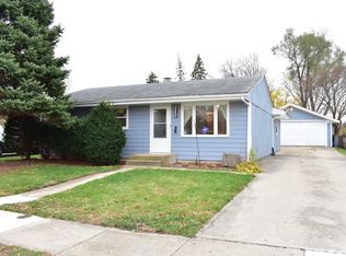 2015 Maple Ave, Loves Park, IL 61111
