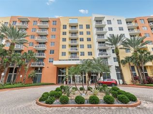 2775 187th St #305, Miami, FL 33180