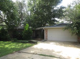 2816 Whisper Oaks Dr, Gulf Breeze, FL 32563