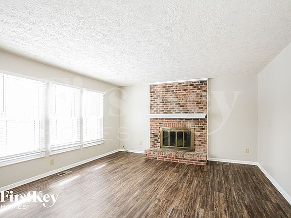 3rd image of 11255 Baycreek Dr