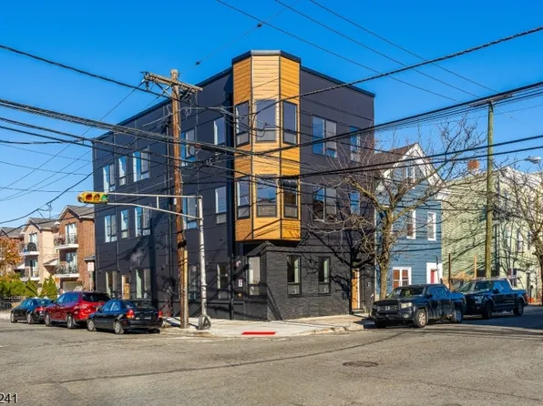 108 Fleming Ave, Newark City, NJ 07105