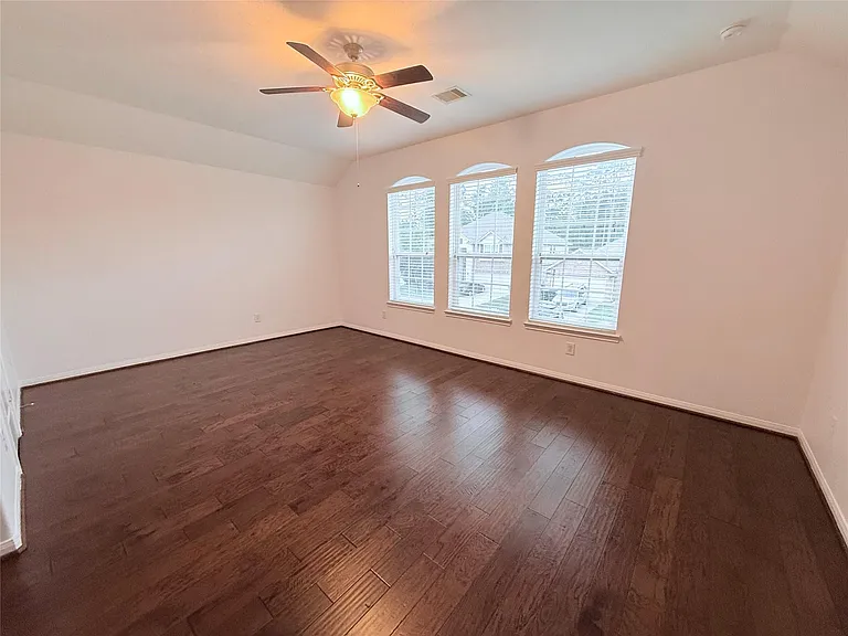 30515 Woodson Trace Dr — Photo 32