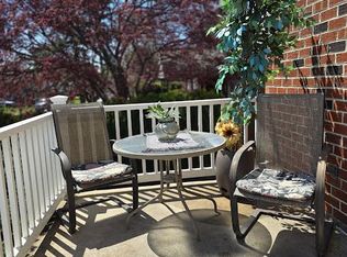 137 Lorraine Ave APT A, Oreland, PA 19075