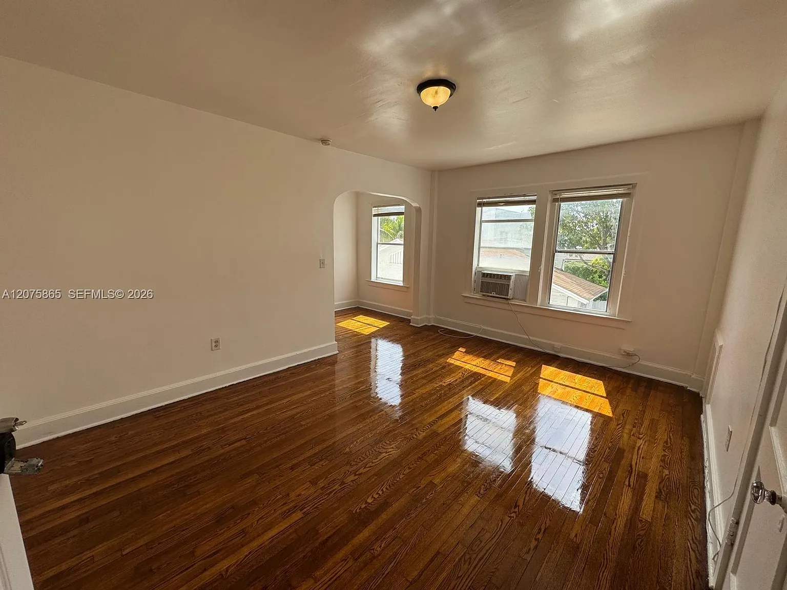 Studio, 1.0 bath, 600 sqft, $1,500 — Photo 3