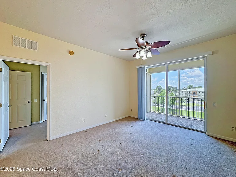 1626 Peregrine Cir #408 — Photo 4