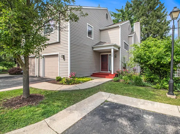 1320 Patricia Ave, Ann Arbor, MI 48103