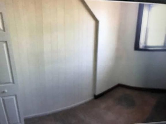 5th image of 2449 Delaware Ave