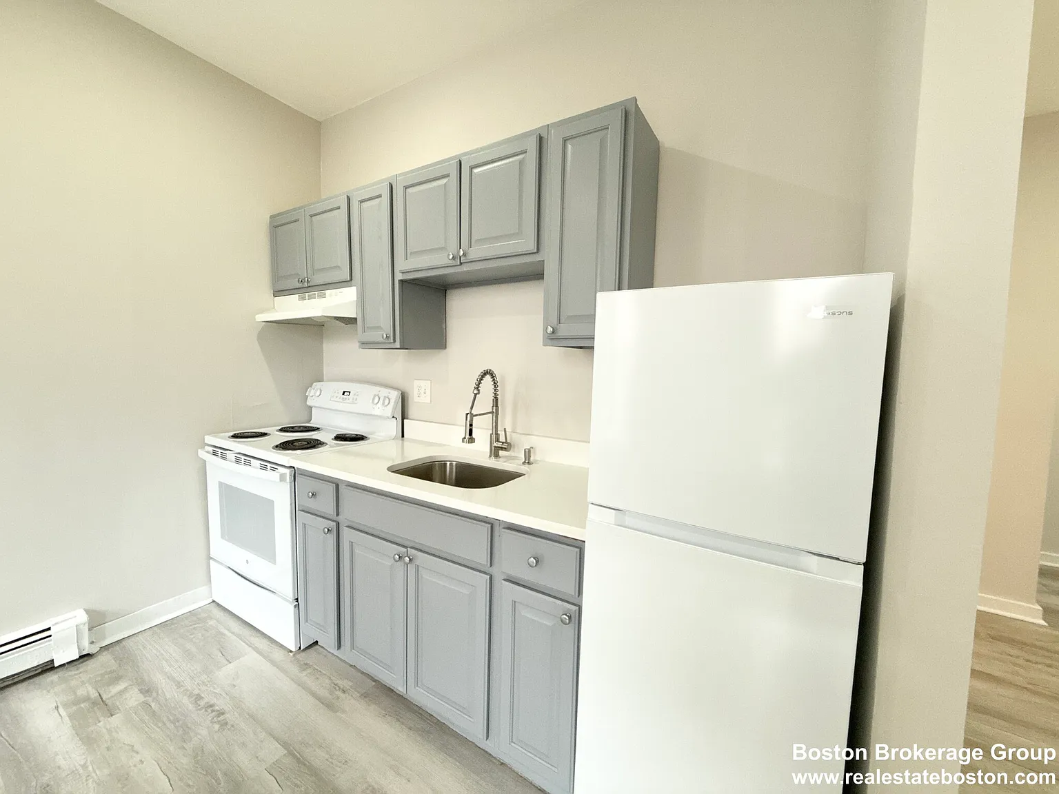 1 bed, 1.0 bath, $2,000 — Photo 1