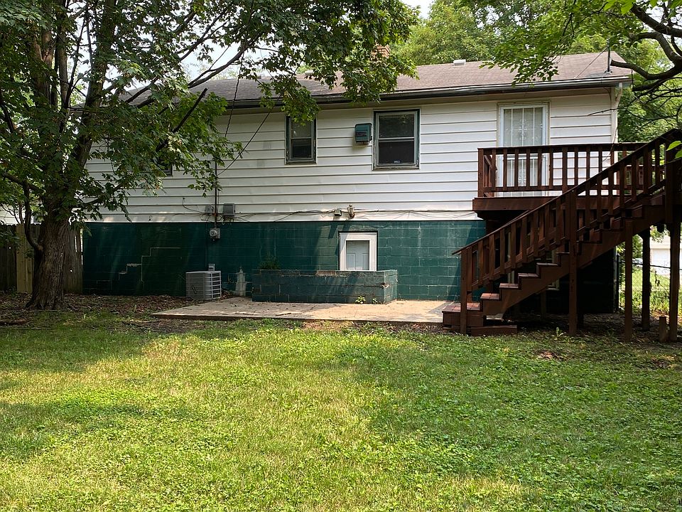 2nd image of 3544 N Eaton Ave