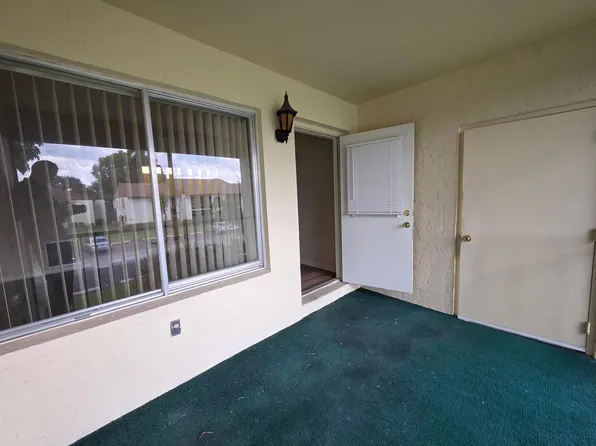 4962 Sable Pine A2 Circle #A2, West Palm Beach, FL 33417