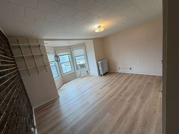 3rd image of 749 N 7th St APT 3