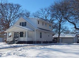 18230 Oakley Ave, Lansing, IL 60438