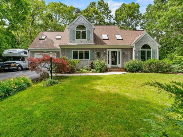 19 Pierre Vernier Drive, Sandwich, MA 02563