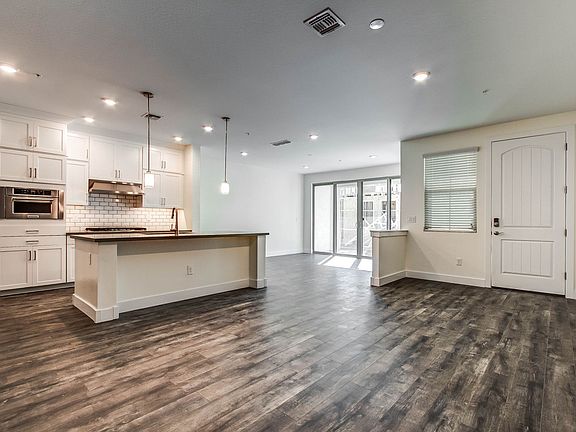 3rd image of 3855 S McQueen Rd APT 50