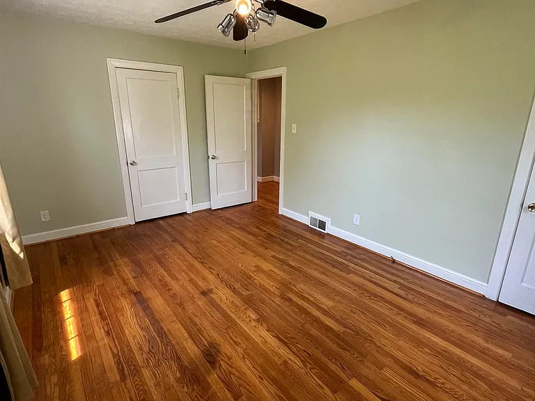 226 Orchard Ln — Photo 20