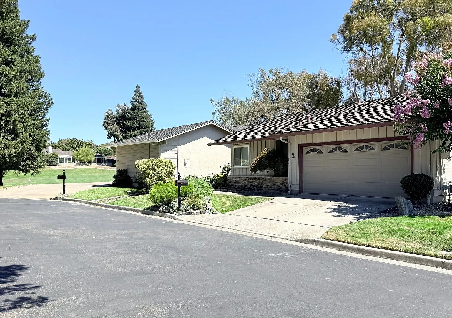 Bright and Airy, Single-Story, 4BD/2.5BA Home in Crow Canyon Country Club, Danville- Available NOW! — Photo 2