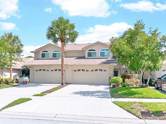 4th image of 2524 W Brook Ln