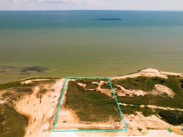 15 Bahia Vista Ln, Pt O Connor, TX 77982