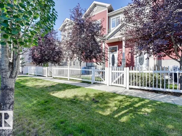 460 Hemingway Rd NW #16, Edmonton, AB T6M 0M5