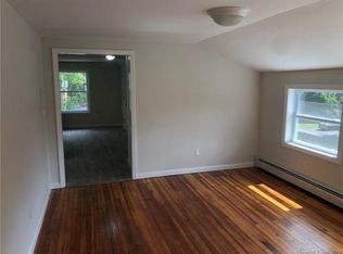 140 Newington Rd #3, West Hartford, CT 06110