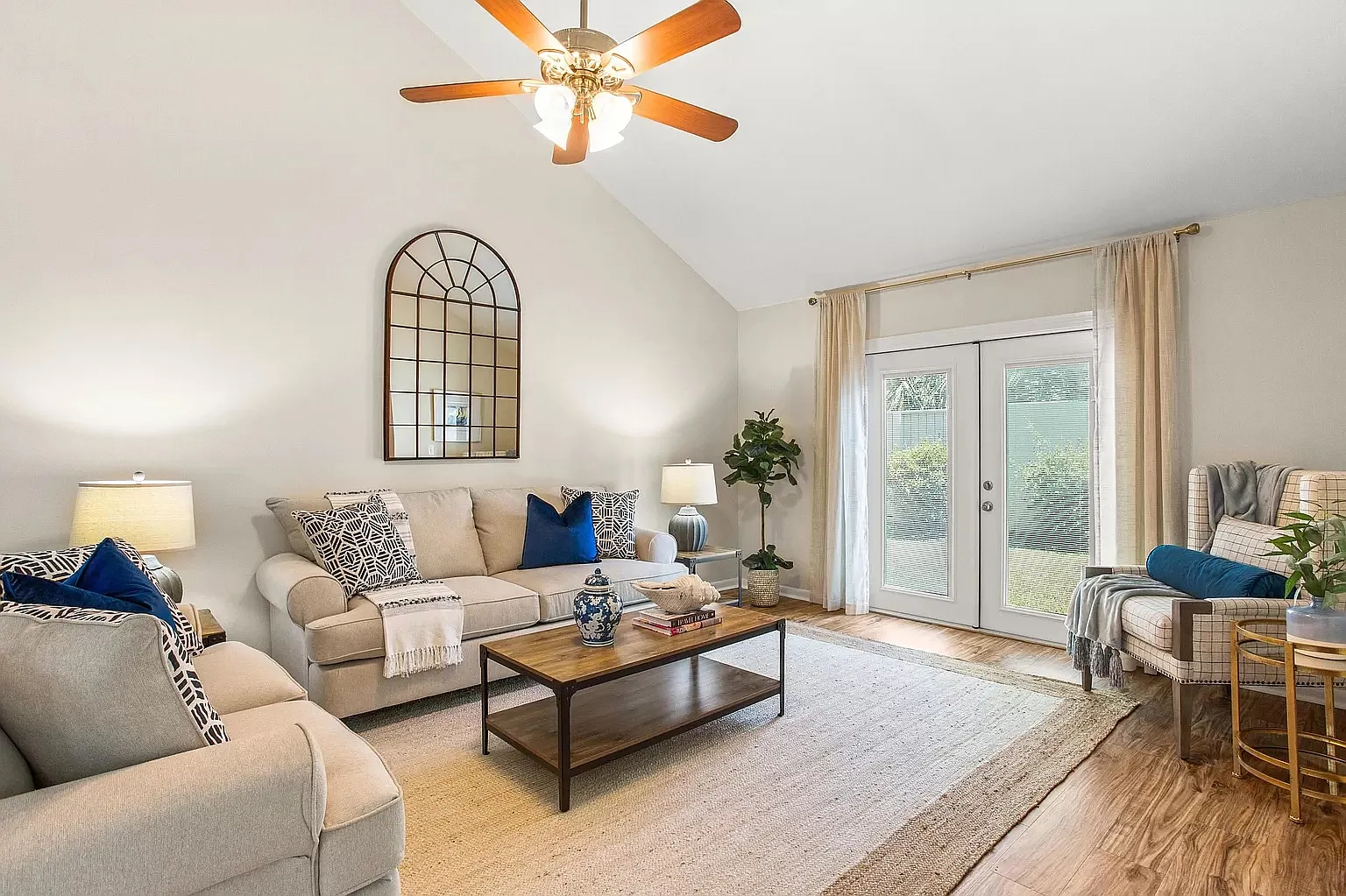 3 bed, 1730 sqft, $4,000 — Photo 4
