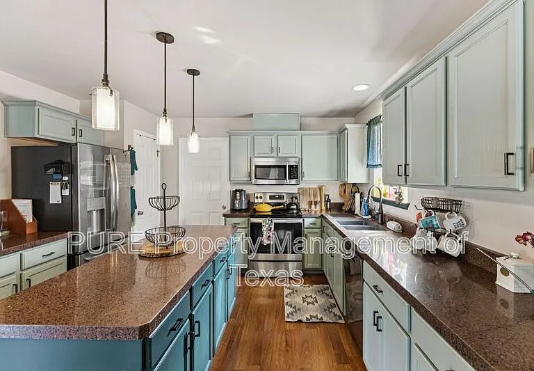 2412 Chestnut Path — Photo 7