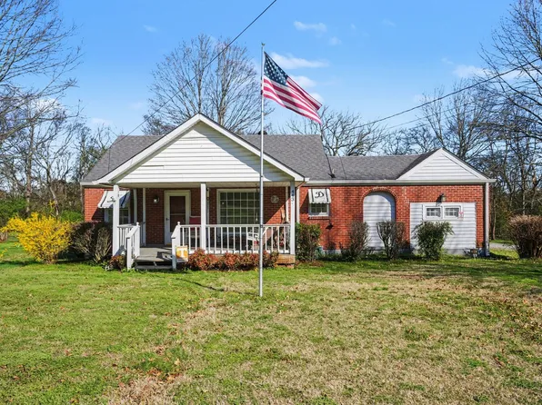 443 Moss Trl, Goodlettsville, TN 37072