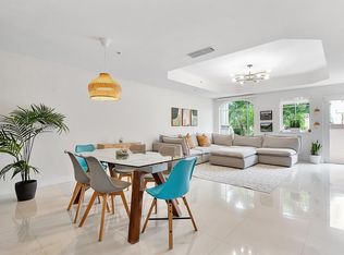 2704 NE 184th Ter, Aventura, FL 33160
