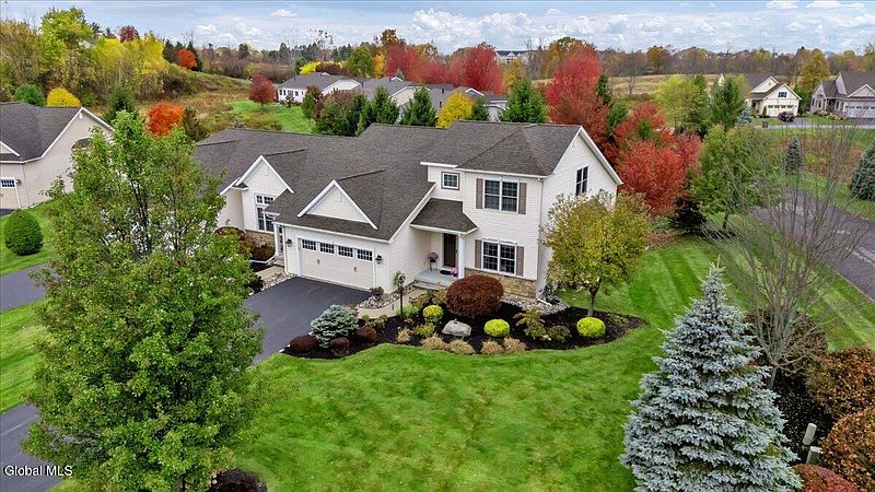 5th image of 1 Lancaster Court