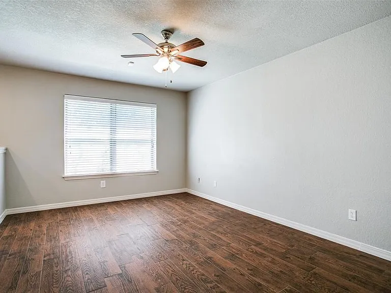 3000 Penny Ln — Photo 9